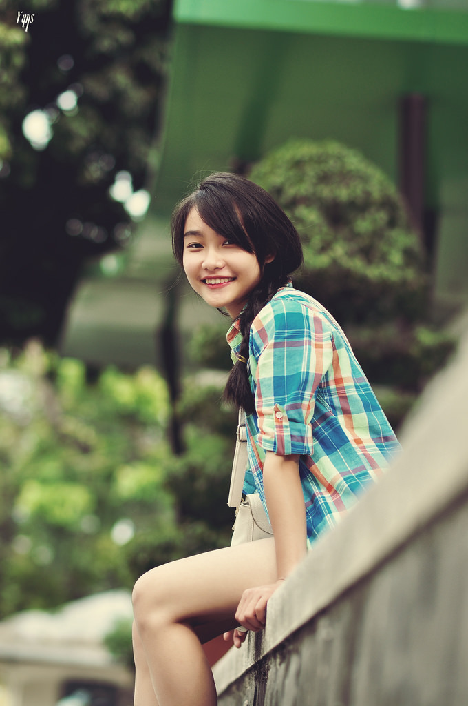女大学生精油按摩在线